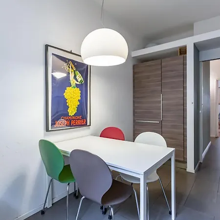 Piazza Aspromonte & M1 Loreto Cozy Apartment *