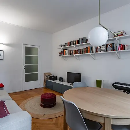 Apartment Piazza Aspromonte & M1 Loreto Cozy