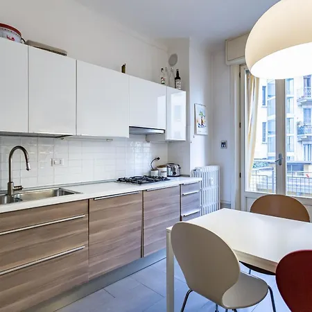 Piazza Aspromonte & M1 Loreto Cozy Apartament *